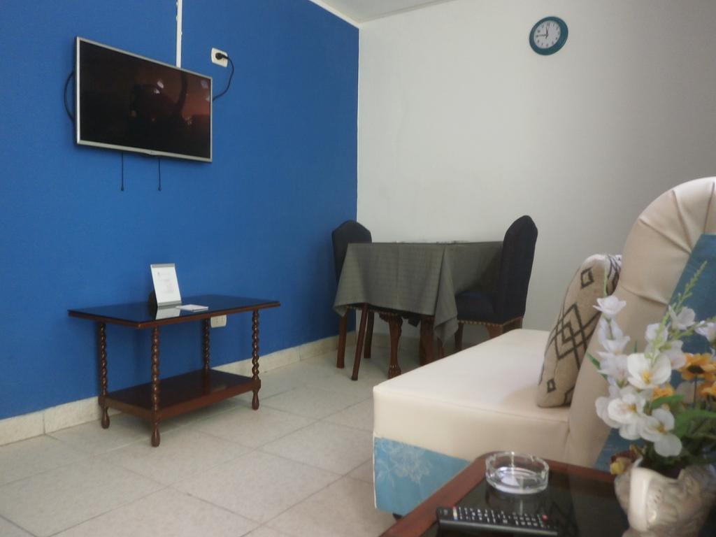 Strenua - Las Quintanas Hostel Trujillo Exterior foto
