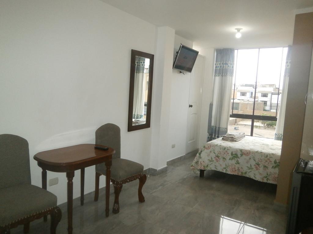 Strenua - Las Quintanas Hostel Trujillo Exterior foto